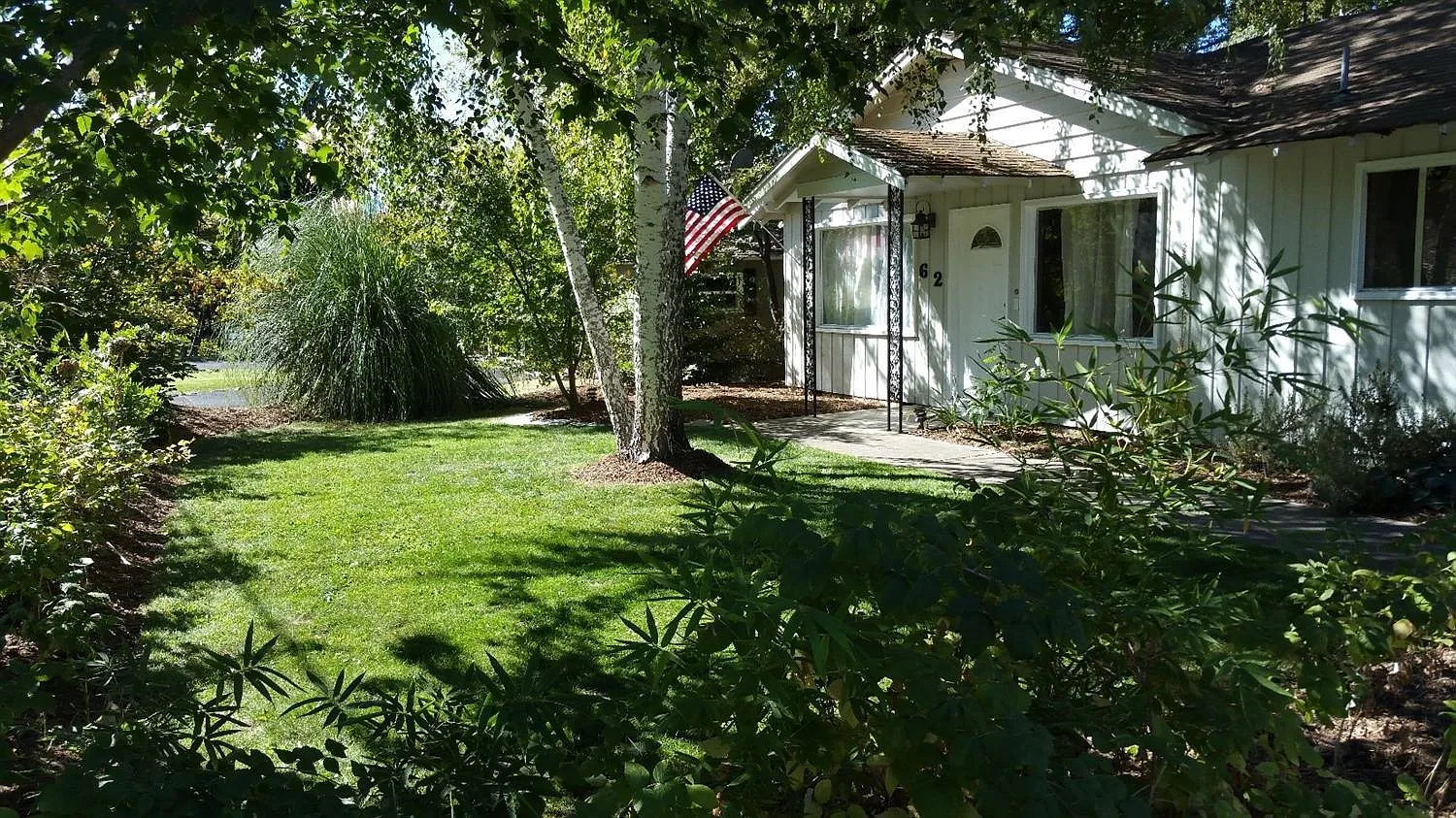 62 S Modoc Ave photo 1