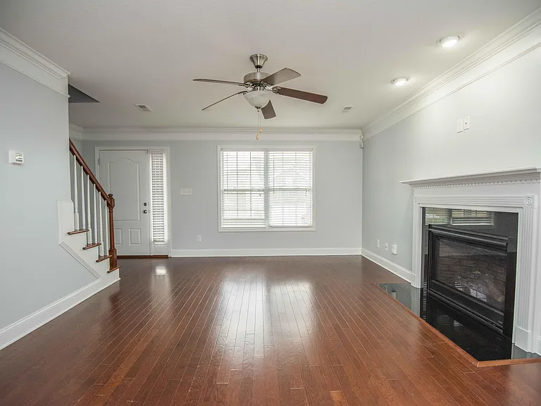 1509 Chariot Ln #H — Photo 4