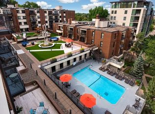 52 Groveland Ter #A111, Minneapolis, MN 55403