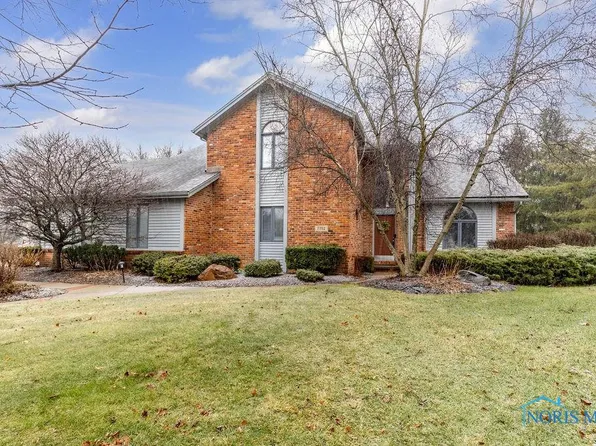 7702 Old Smokey Ct, Sylvania, OH 43560