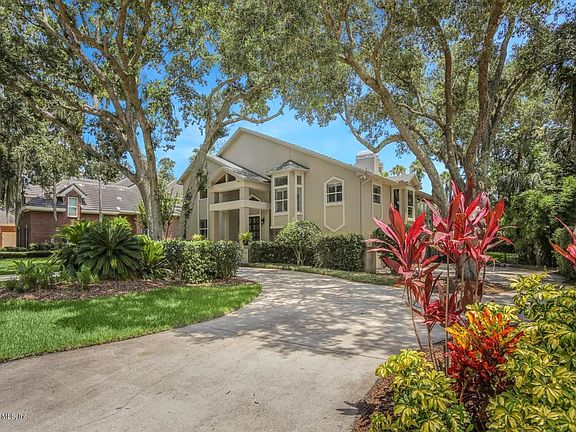 2nd image of 2110 Oak Hammock Dr