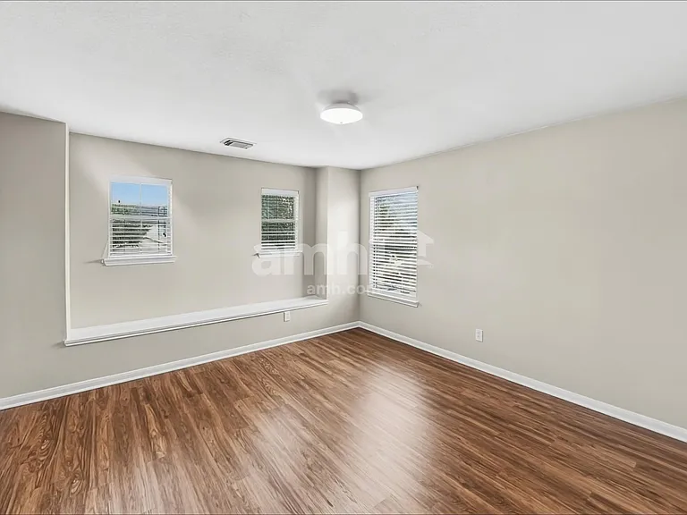 29435 Legends Glen Dr — Photo 17