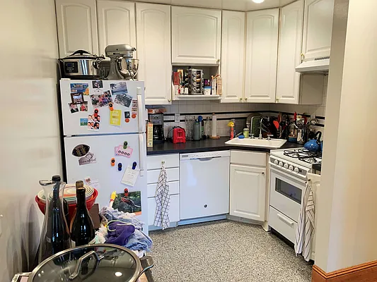 Rented by Joe Gotham LTD | media 26