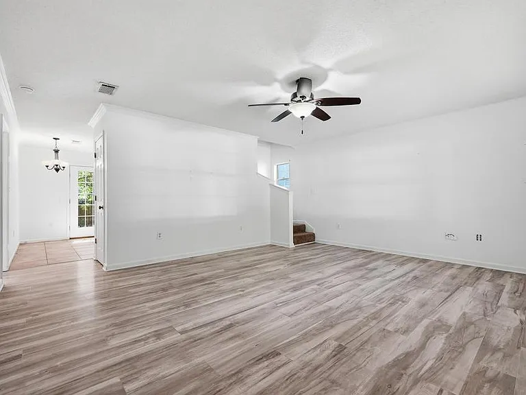 357 Timber Wind Dr — Photo 5