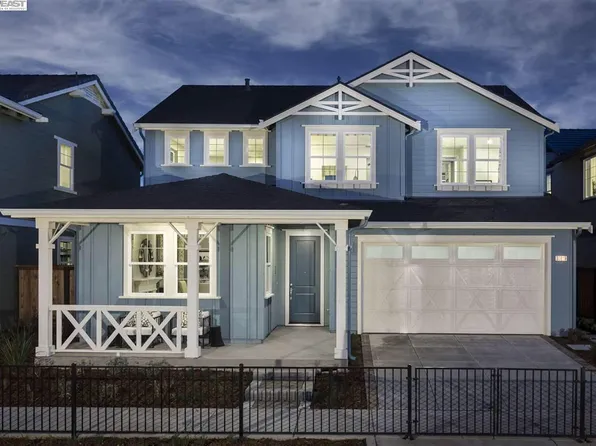 33819 Farmhouse St, Fremont, CA 94555