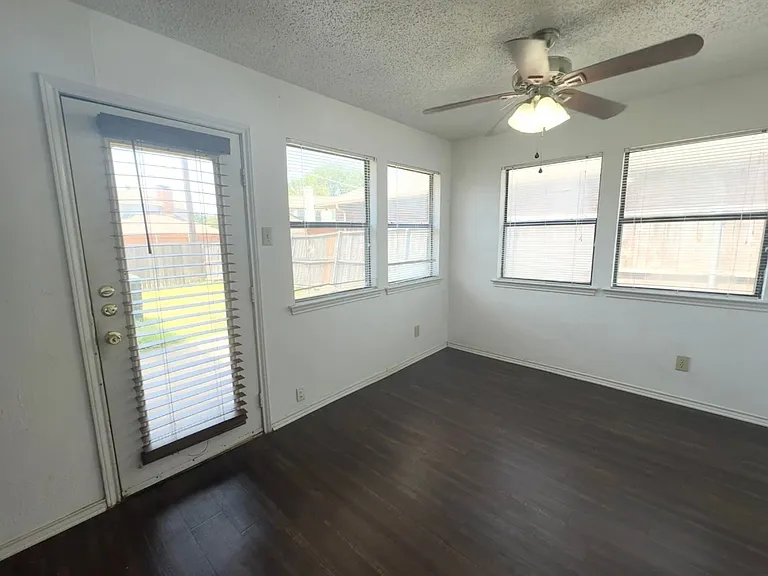 13217 Fall Manor Dr — Photo 4