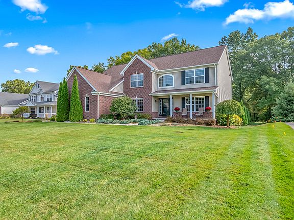 4th image of 4233 McKenna Dr