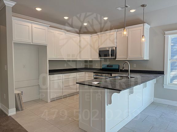 5th image of 8 Birsay Cir