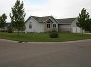 520 9th St NW, Perham, MN 56573