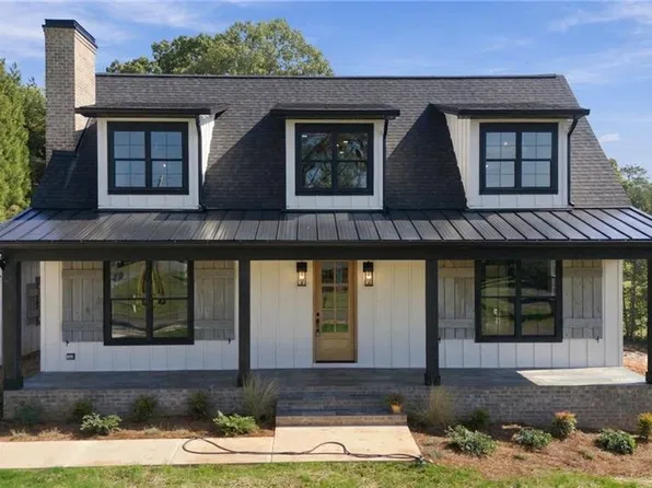 7389 Plunkett Rd, Belews Creek, NC 27009