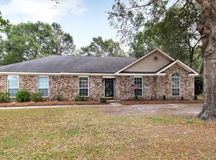 40 Joshua Cir, Ellabell, GA 31308