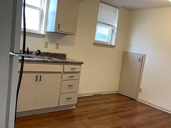 5th image of 5230 Bancroft Ave