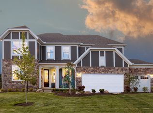 6117 Brookview Manor Dr, Galena, OH 43021