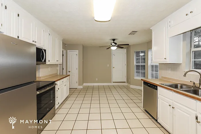 100 Rainwater Ct — Photo 9