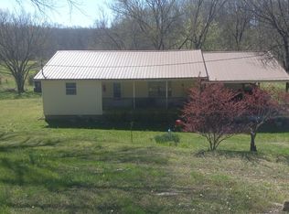 2611 Cedar Creek Rd, Linden, TN 37096
