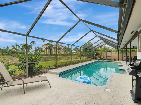 1412 Woodcrest Road E, West Palm Beach, FL 33417