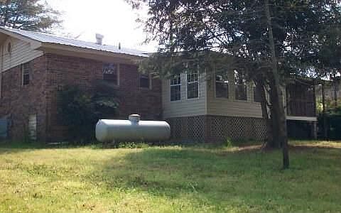2nd image of 207 Cumberland Dr