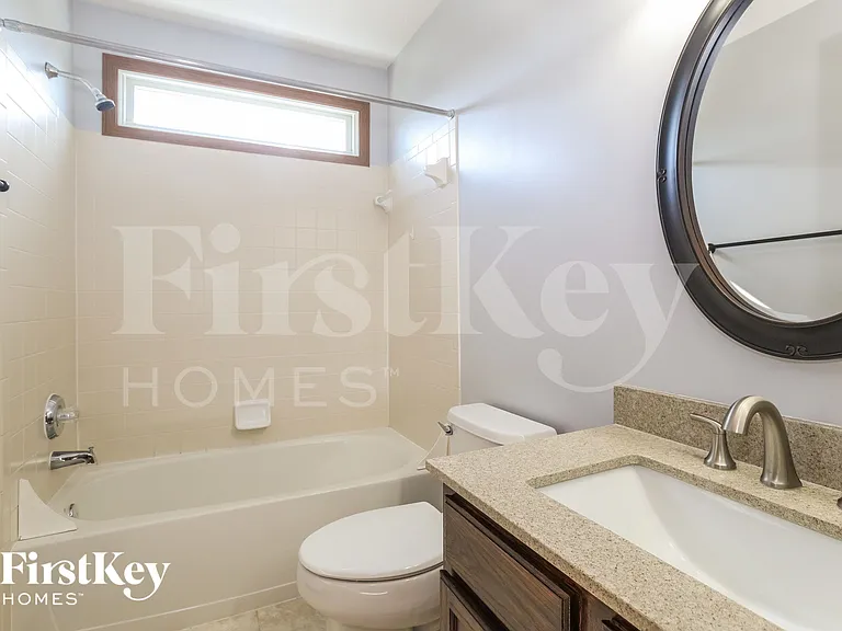 7104 Winchester Crossing Blvd — Photo 10