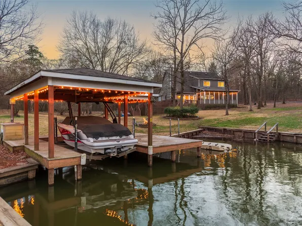 233 E Eldorado Dr, Scroggins, TX 75480