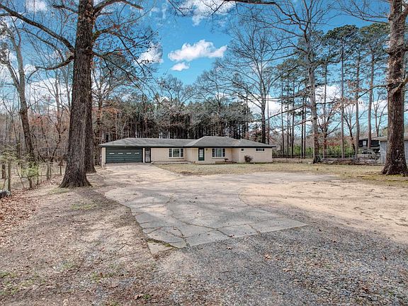 2nd image of 3815 Bruno Rd