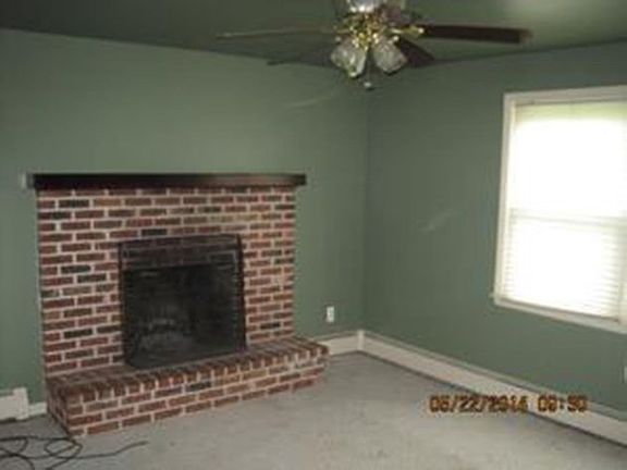 2nd image of 1903 Escourt Dr