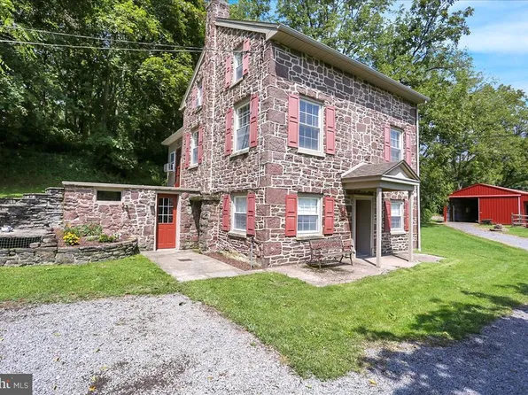 21 Ruby Ln, Sinking Spring, PA 19608