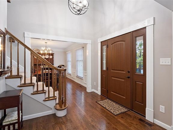 4th image of 556 Ballas Park Dr