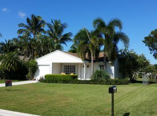 9013 Chrysanthemum Dr, Boynton Beach, FL 33472