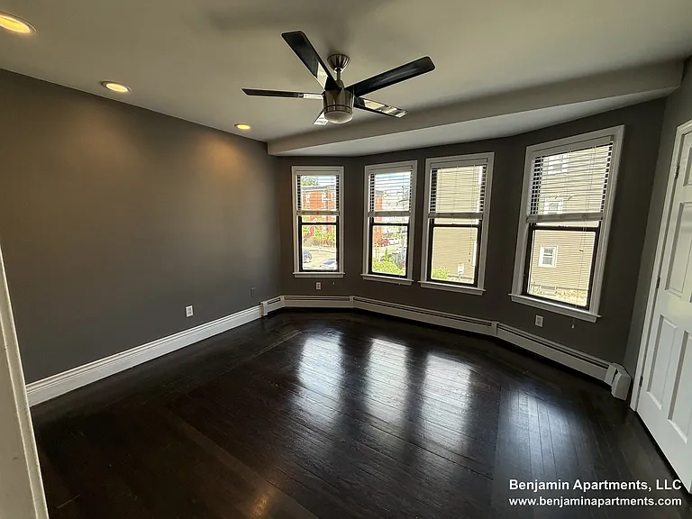 60 Florida St #1 — Photo 9