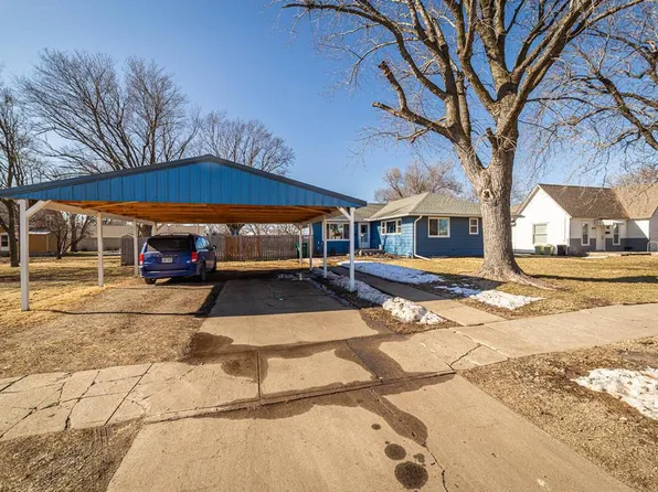 1838 K St, Belleville, KS 66935