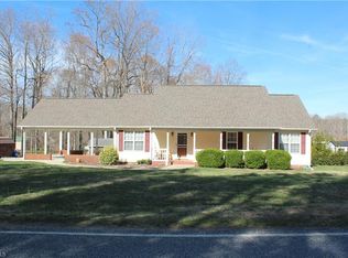 3361 Helmstetler Rd, Lexington, NC 27295