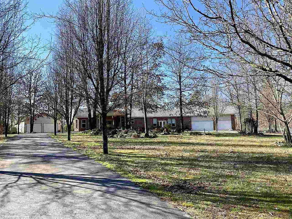 1st image of 107 Black Oak Ct