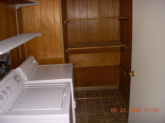 5th image of 85 Lynx Dr #B