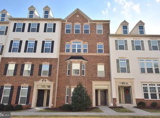 7460 Brunson Cir, Gainesville, VA 20155