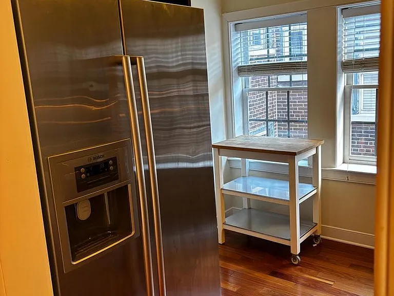 2031 Pine St #302 — Photo 6