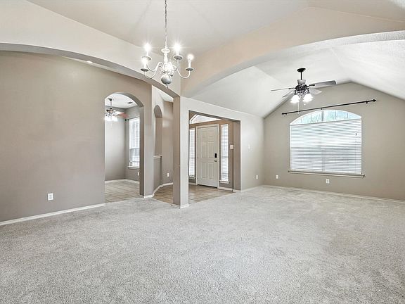 5th image of 6012 Parkplace Dr