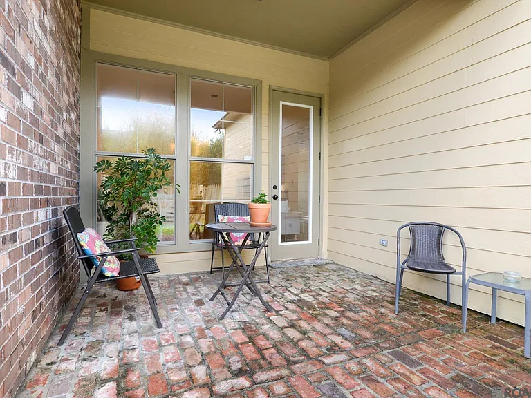5812 Hidden Ridge Ln — Photo 10