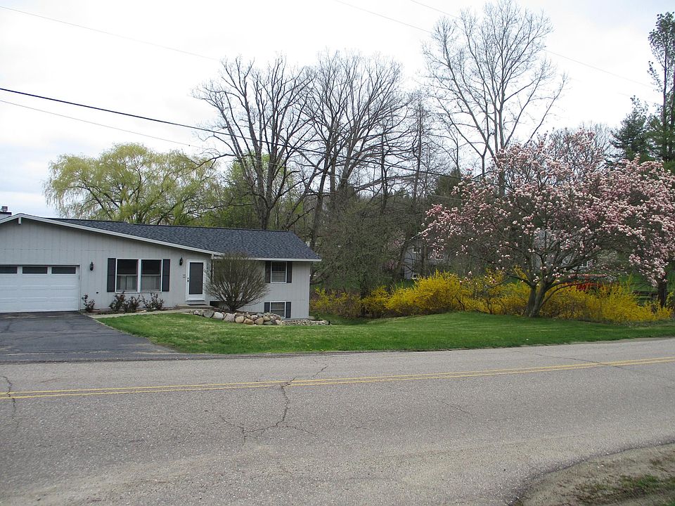 169 S Lake Doster Dr, Plainwell, MI 49080 Zillow