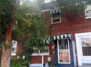 946 Collings Rd, Camden, NJ 08104