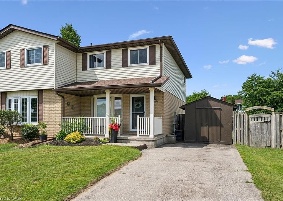 1st image of 315 Mayview Cres #B