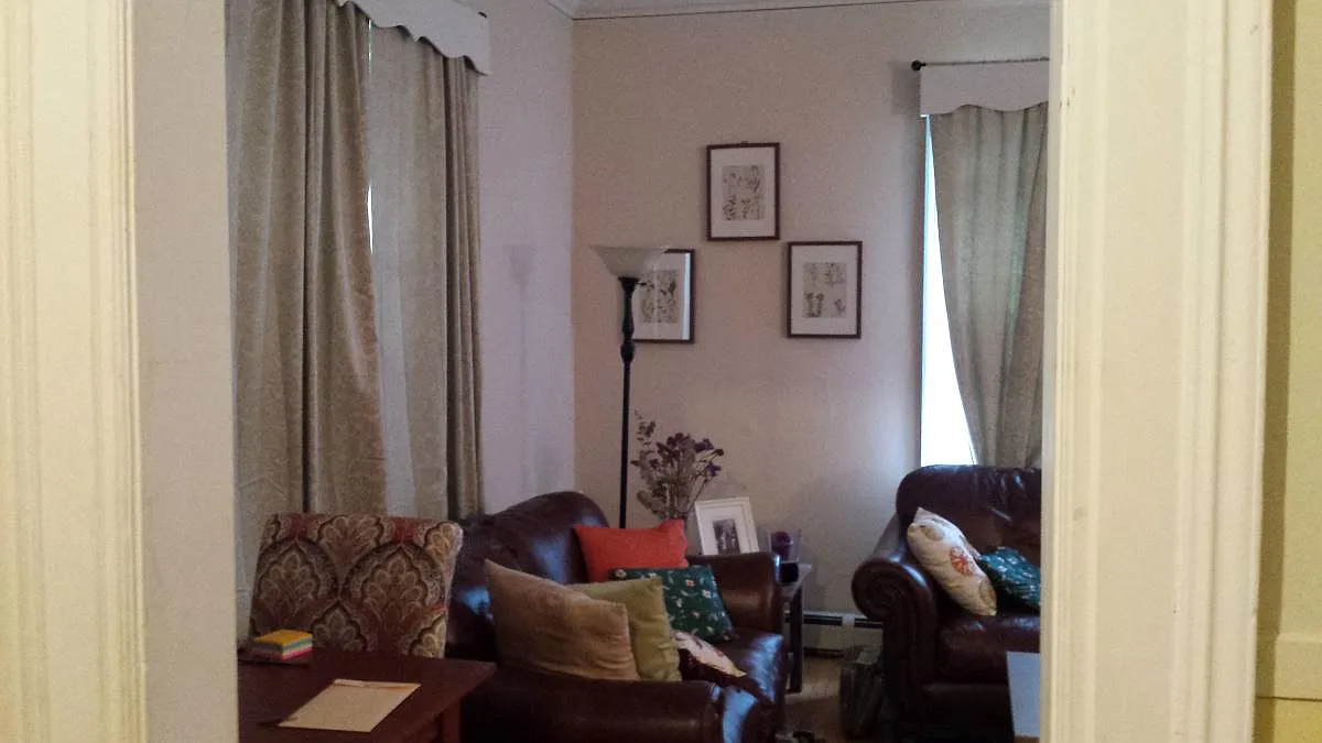 living room - 2 Prospect Ave #2