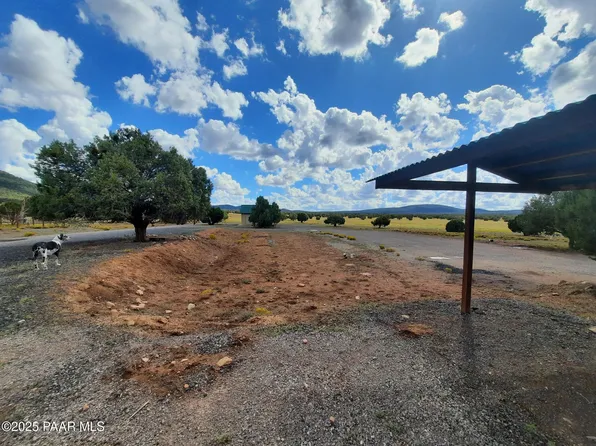 36845 W Thirsty Burros Rd, Seligman, AZ 86337