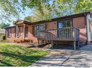 6 Cub Pl, Asheville, NC 28806