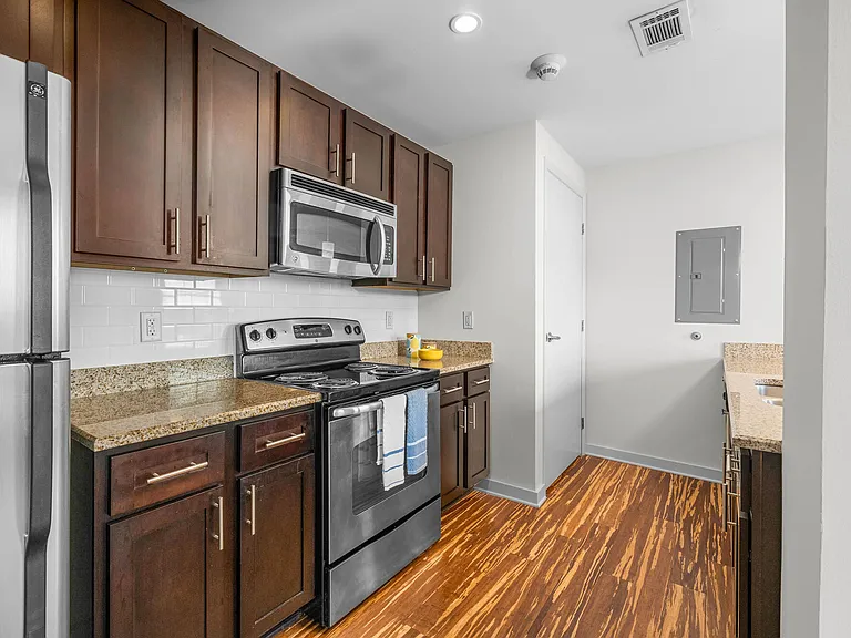 401 Cherry St — Photo 21