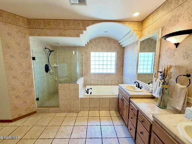 12267 Bronco Buster Ln — Photo 14