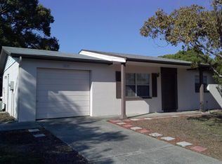 8045 Simsbury Dr, Port Richey, FL 34668