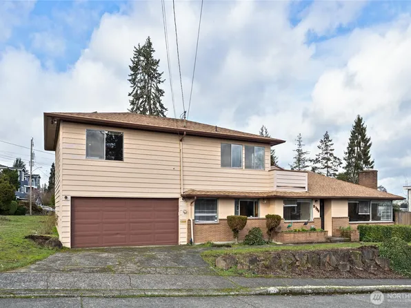 5706 S Upland Road, Seattle, WA 98118