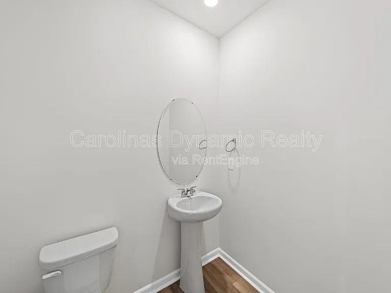 204 Calvin Creek Dr — Photo 20