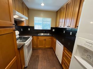 1820 Ednamary Way #D, Mountain View, CA 94040