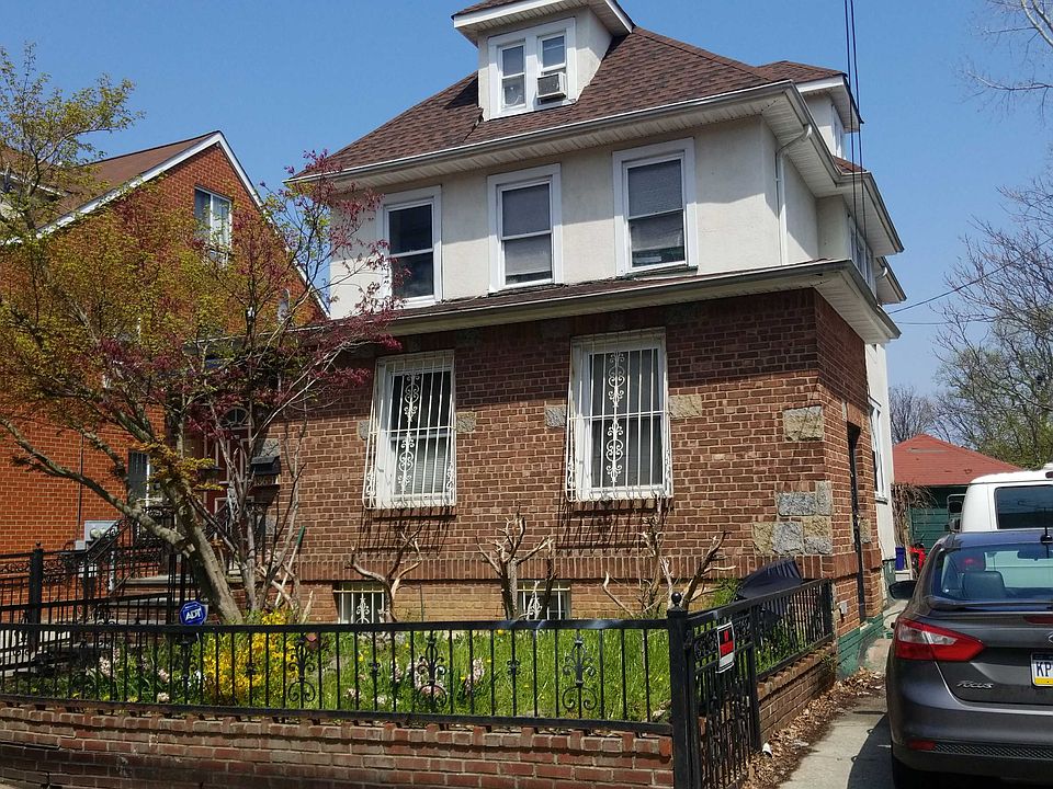 2nd image of 13611 58th Ave